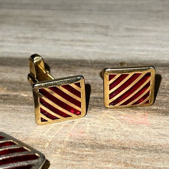 Vintage Red Striped Tie Bar And Cuff Links Set Mens Gold Tone Classic Old Money - Picture 7 of 10